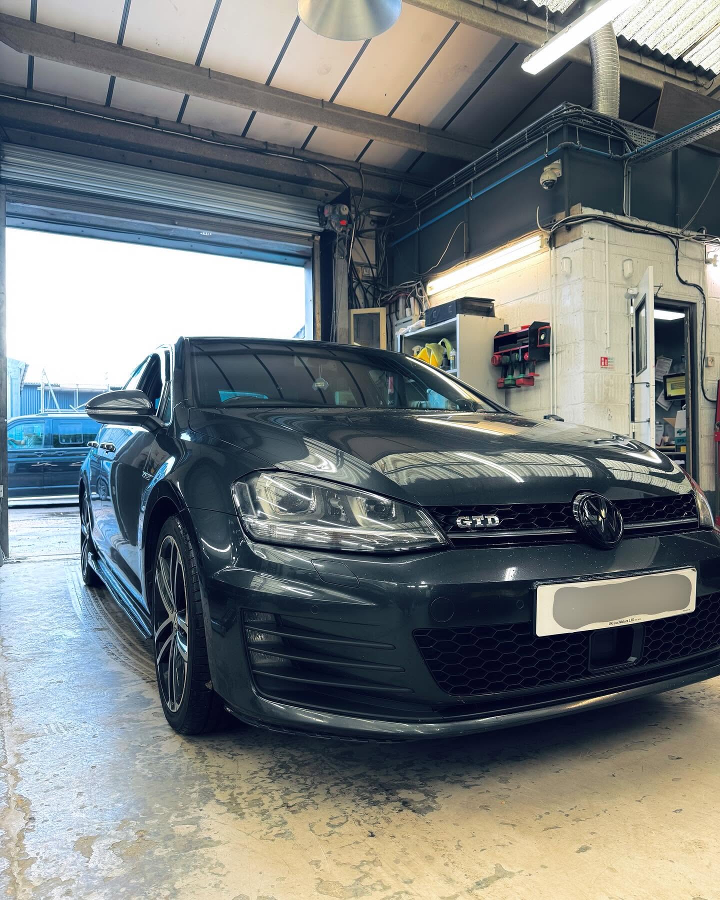 The VW Golf GTD from the seven-revision story, in the workshop